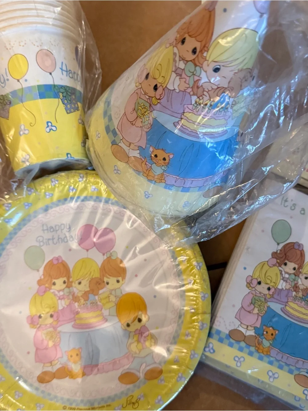 Vintage Y2K Precious Moments Yellow Birthday Party Supplies Set